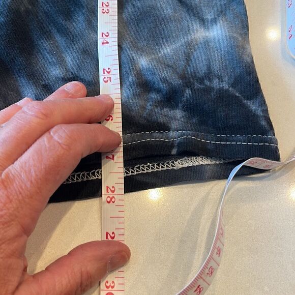 Thrasher skateboard magazine t-shirt size Med-large see measurements. - Picture 5 of 7